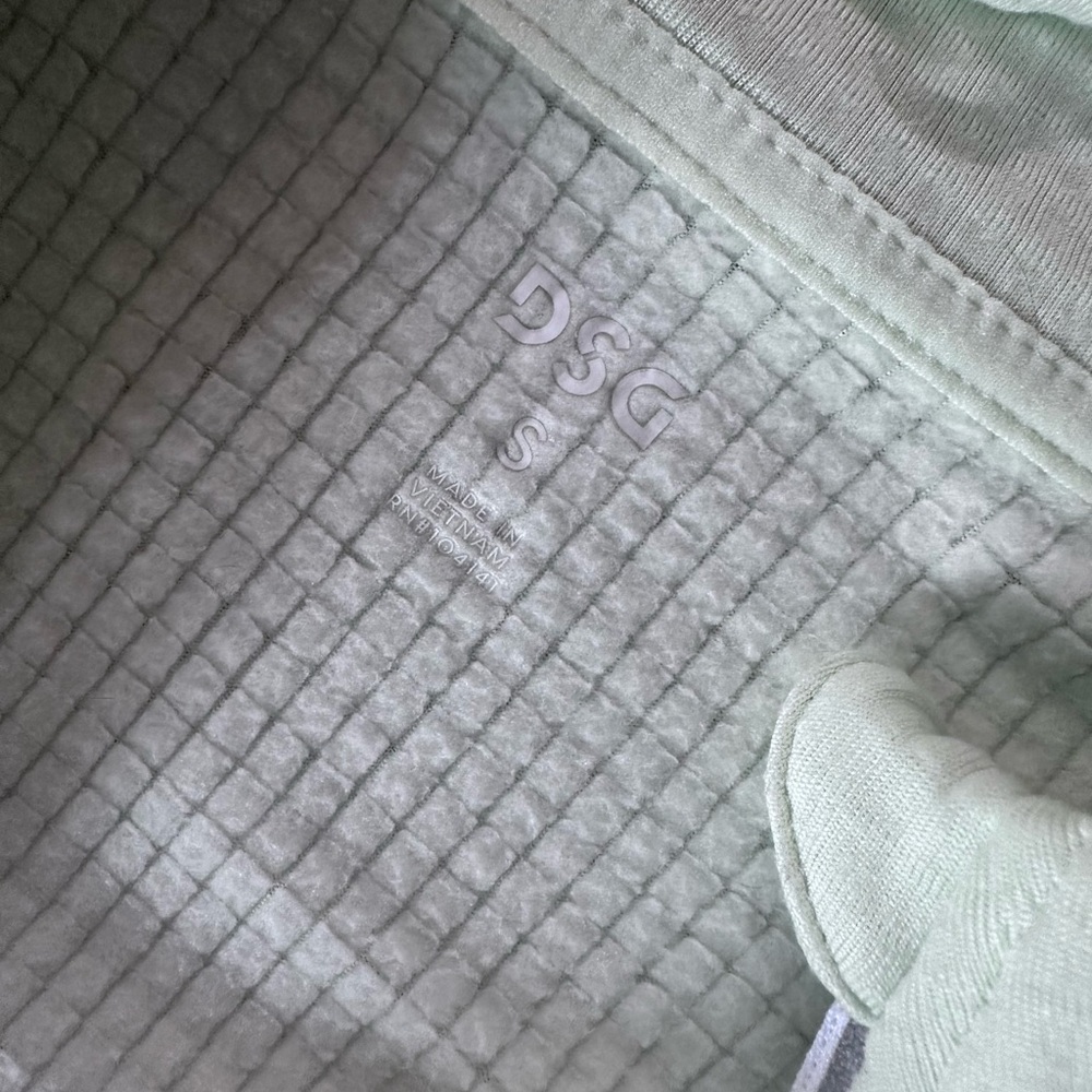 DSG Light Green Quarter-Zip Pullover - Picture 7 of 8